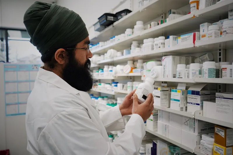 The Prescription Price Clock: How Short-Term Pharmacy Rate Shifts Can Save — or Cost — You Hundreds